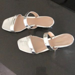 NEW Stuart Weitzman Ava Sandal - 9